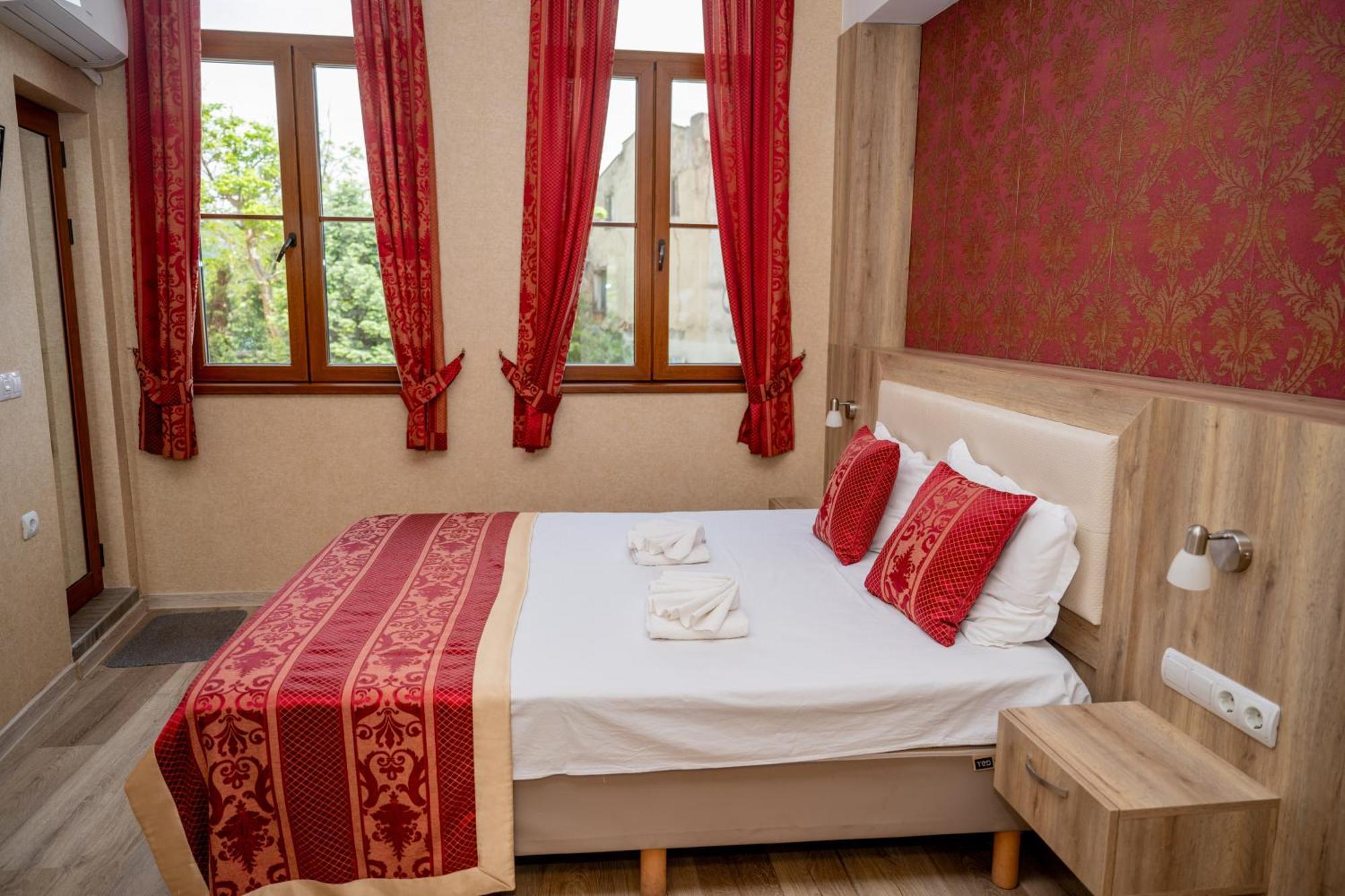 Lucky Hotel Veliko Tárnovo Exterior foto