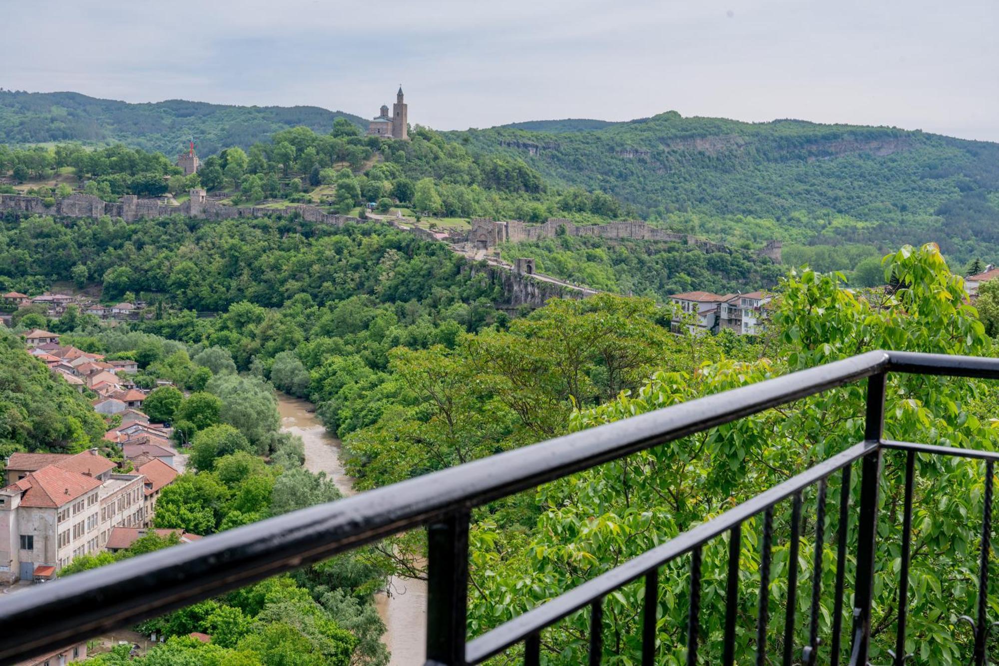 Lucky Hotel Veliko Tárnovo Exterior foto