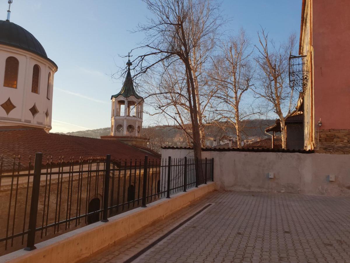 Lucky Hotel Veliko Tárnovo Exterior foto